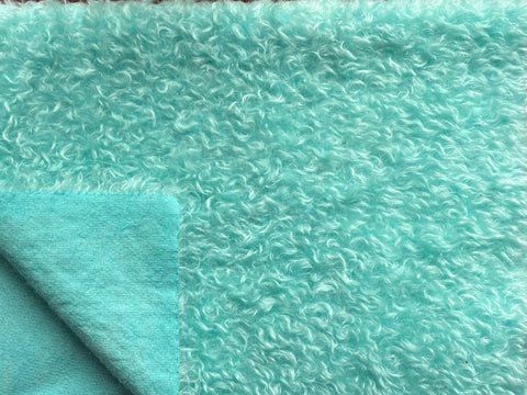 25mm Hand Dyed medium dense wavy mohair - Aqua