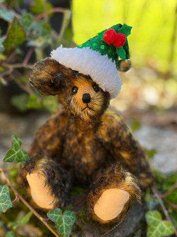 HOOPER - Handmade Artist Teddy Bear made by Bearly Sane Bears